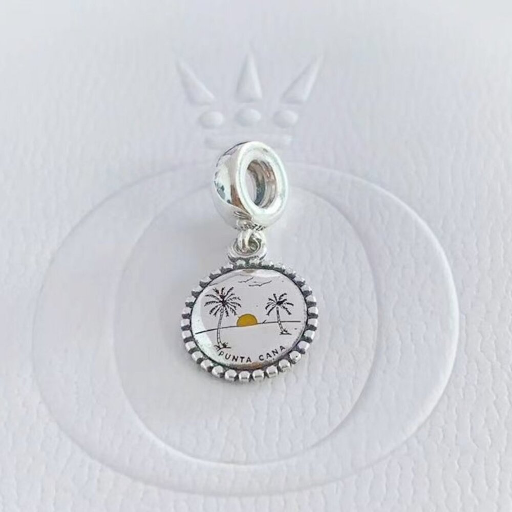 Pandora Dominican Republic Exclusive Charm
